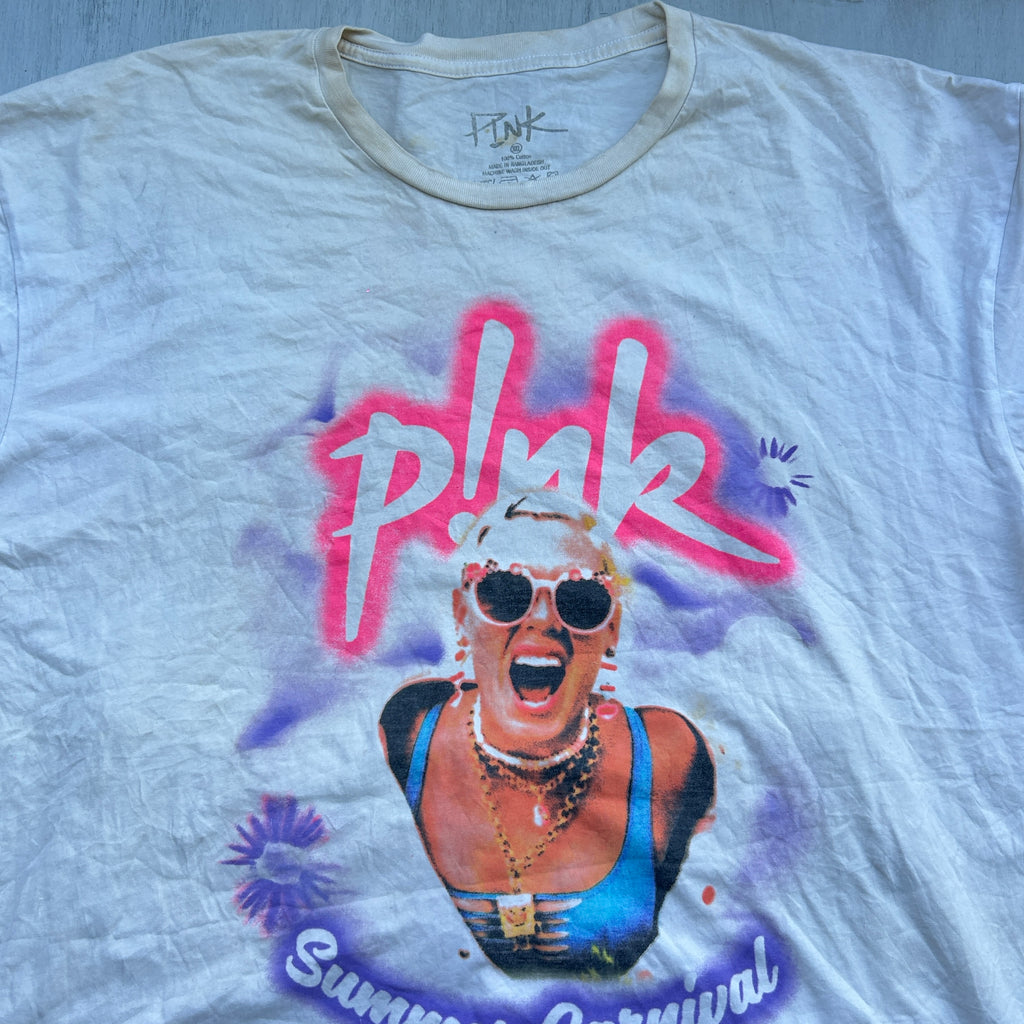 P!nk Summer Carnival Graphic Tee