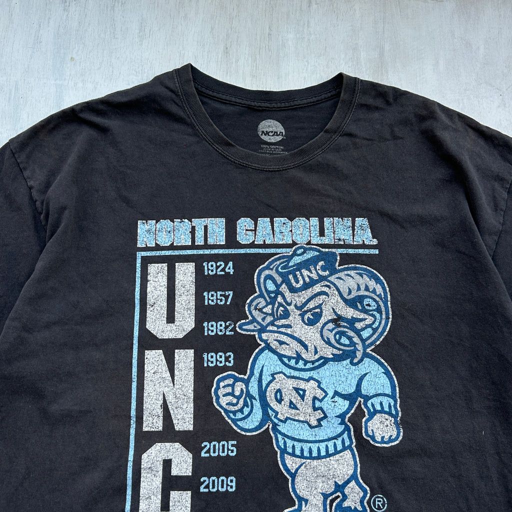 UNC Tar Heels Vintage Graphic Tee