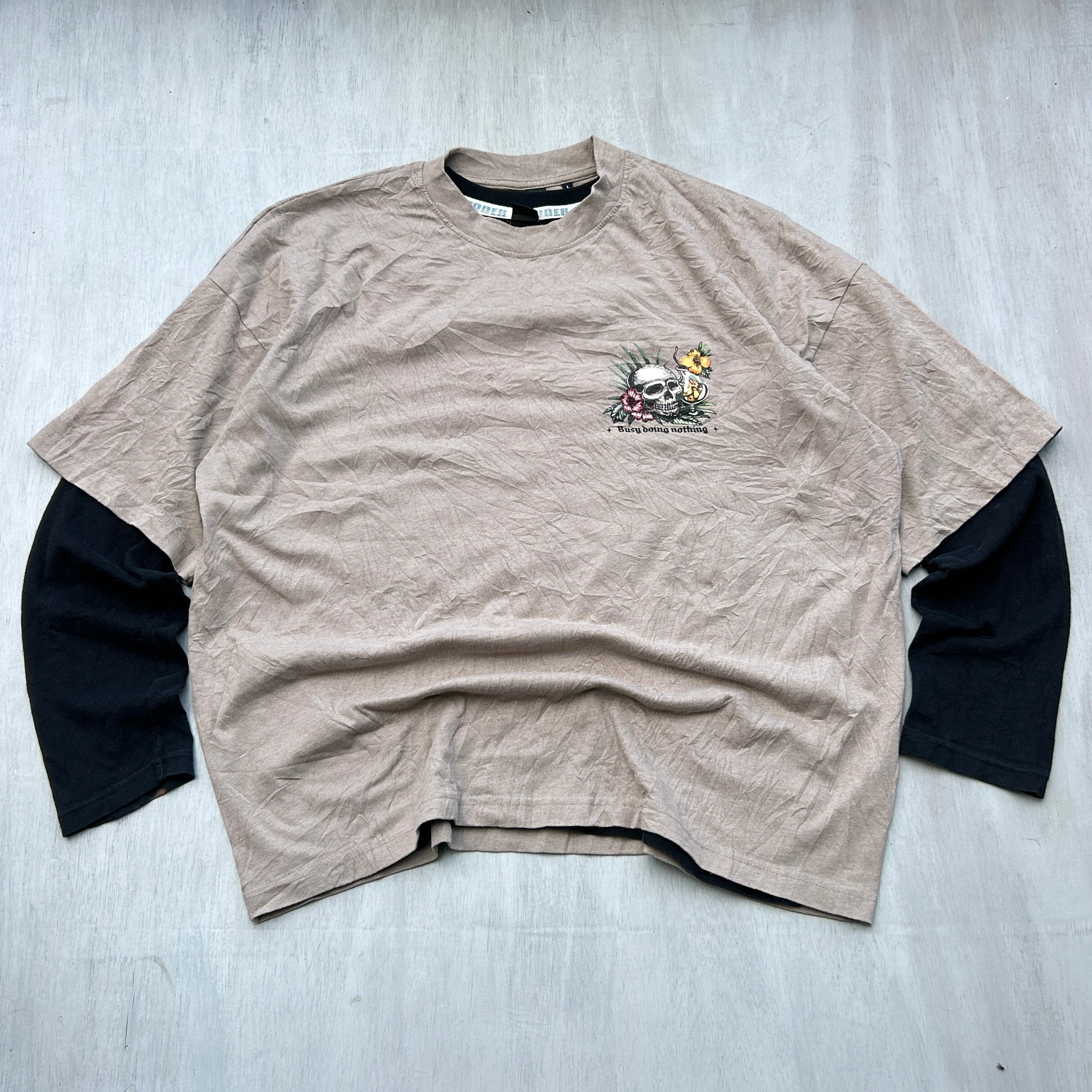 Idle Skull Minimal Graphic Layered Tee