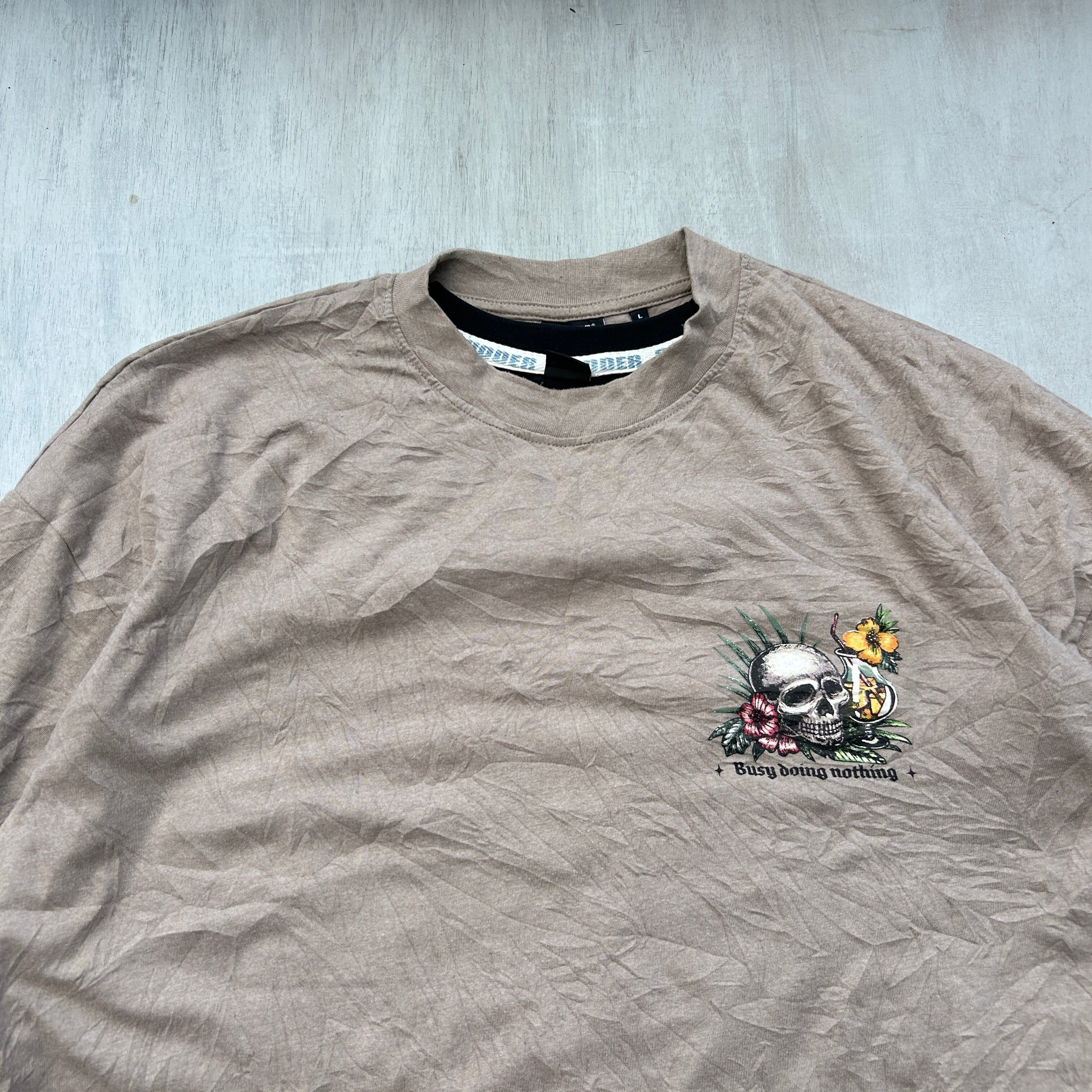 Idle Skull Minimal Graphic Layered Tee