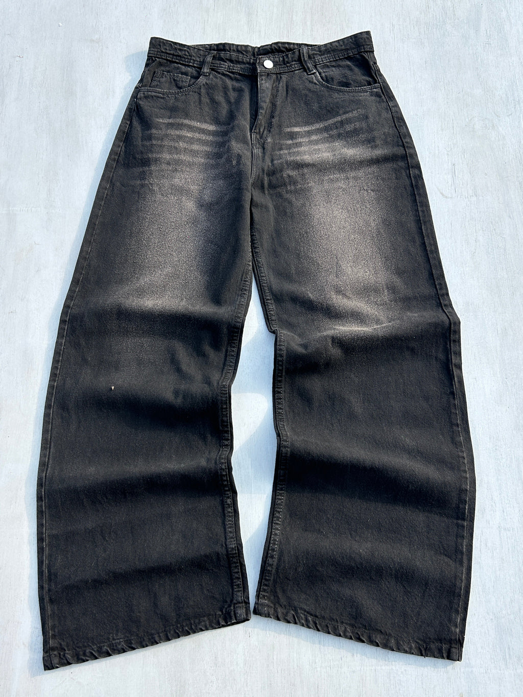 Shadow Washed Ultra Baggy Jeans