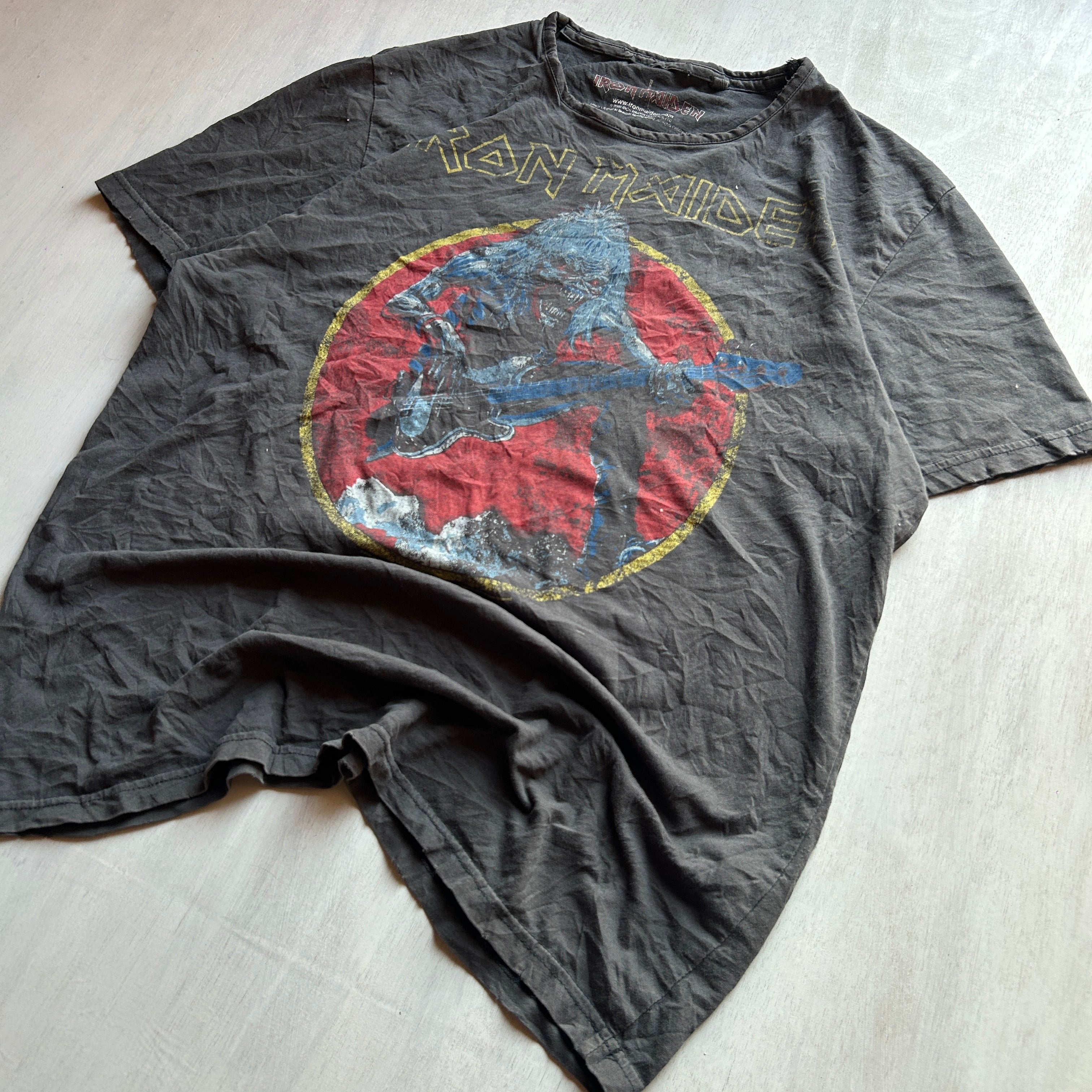Iron Maiden Vintage Band Tee (Distressed Black)