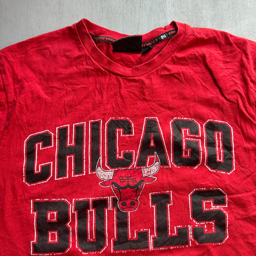 Chicago Bulls Vintage Graphic Tee (Red Fade)