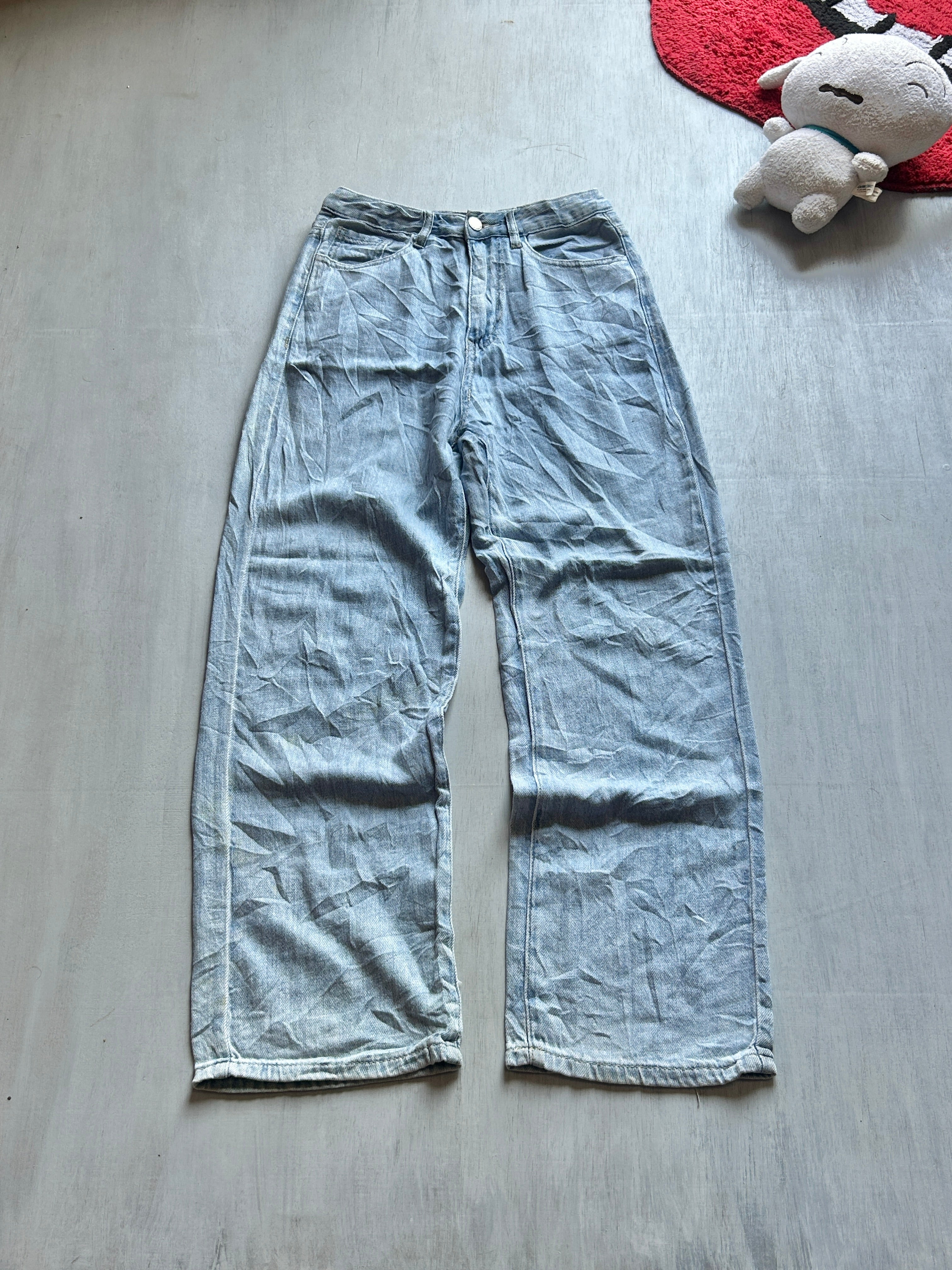 Light Wash Relaxed Wide-Leg Jeans - (XS)