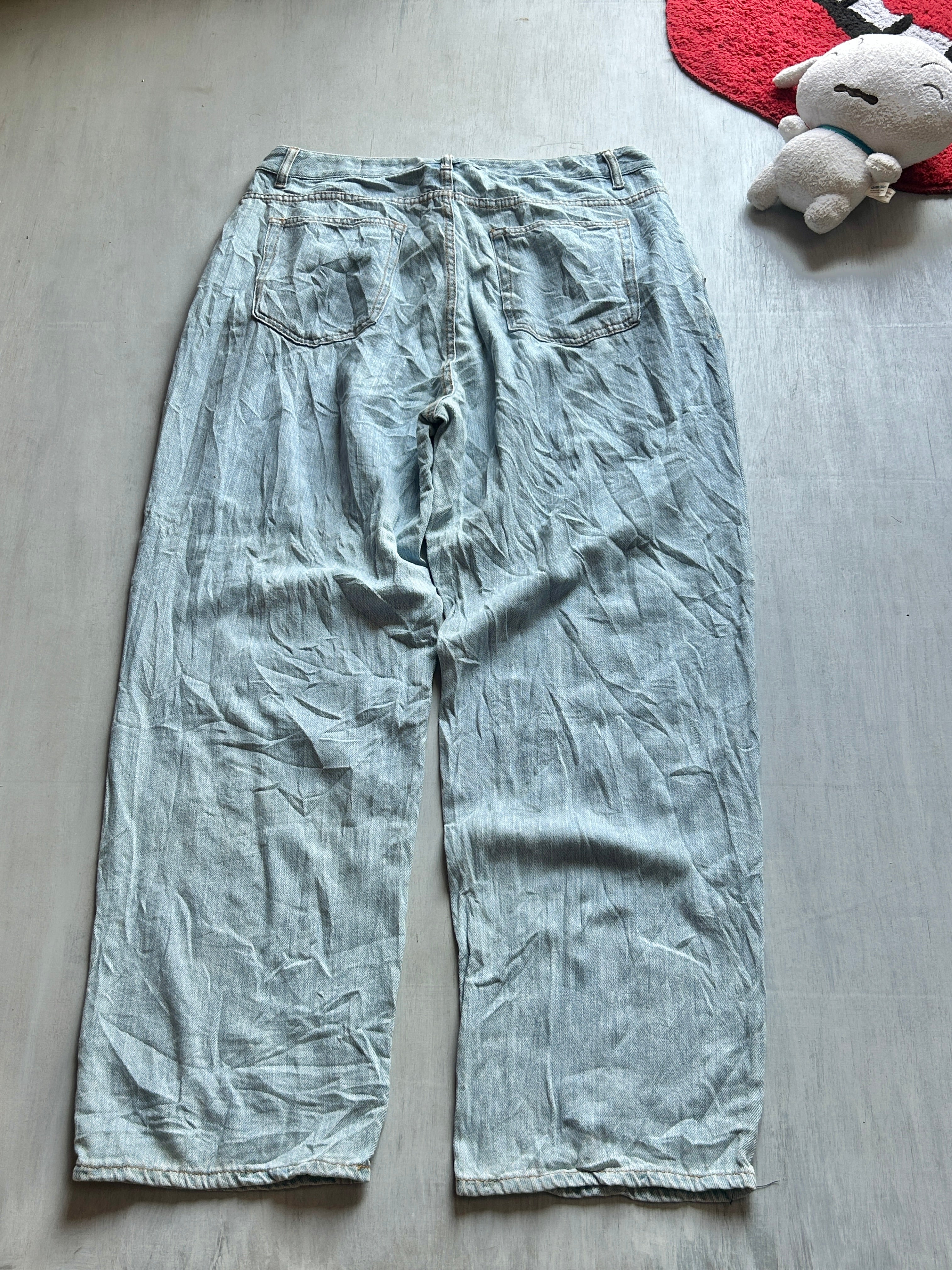 Light Blue Relaxed Wide-Leg Jeans - (XL)