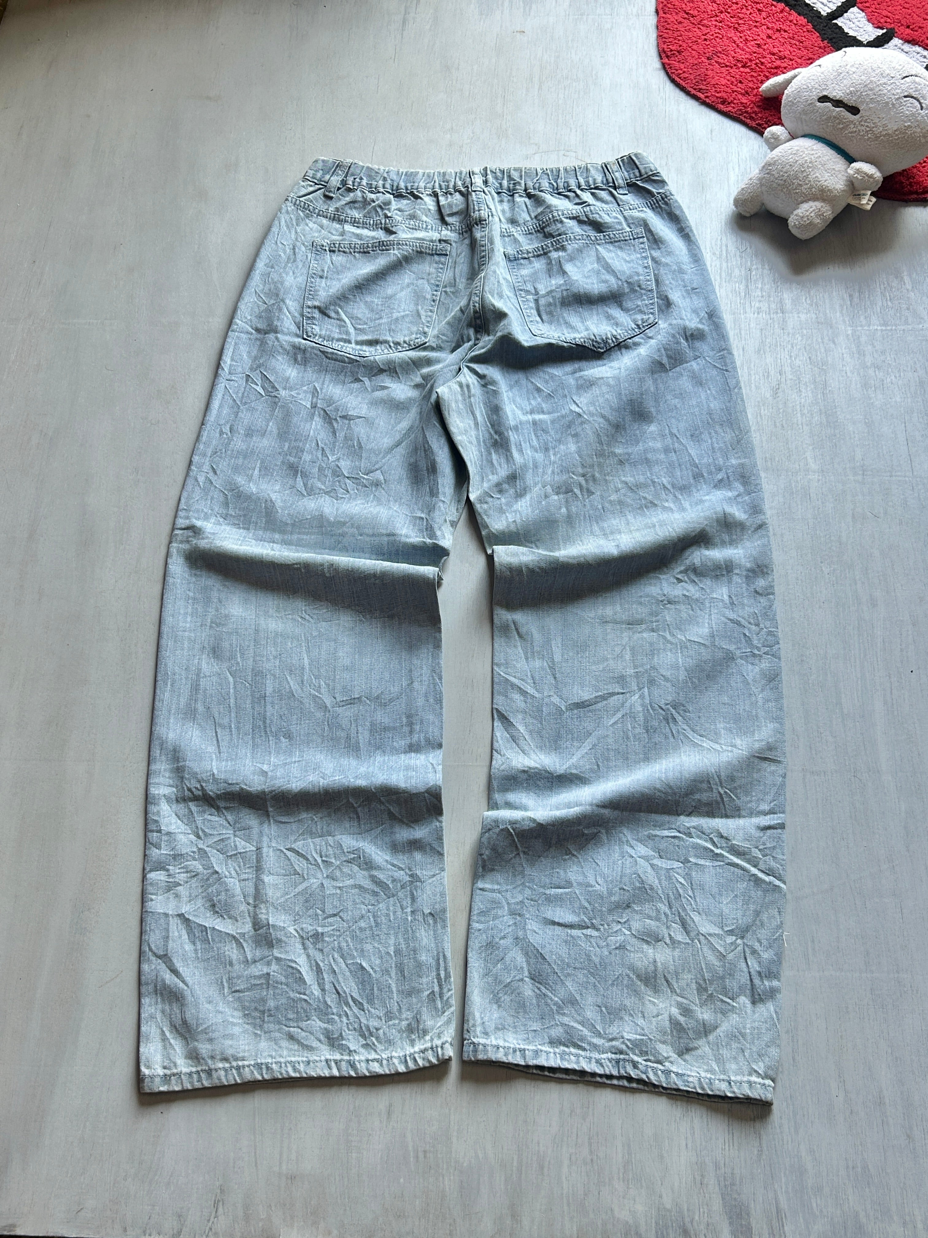 Light Frost Wide-Leg Jeans - (L)