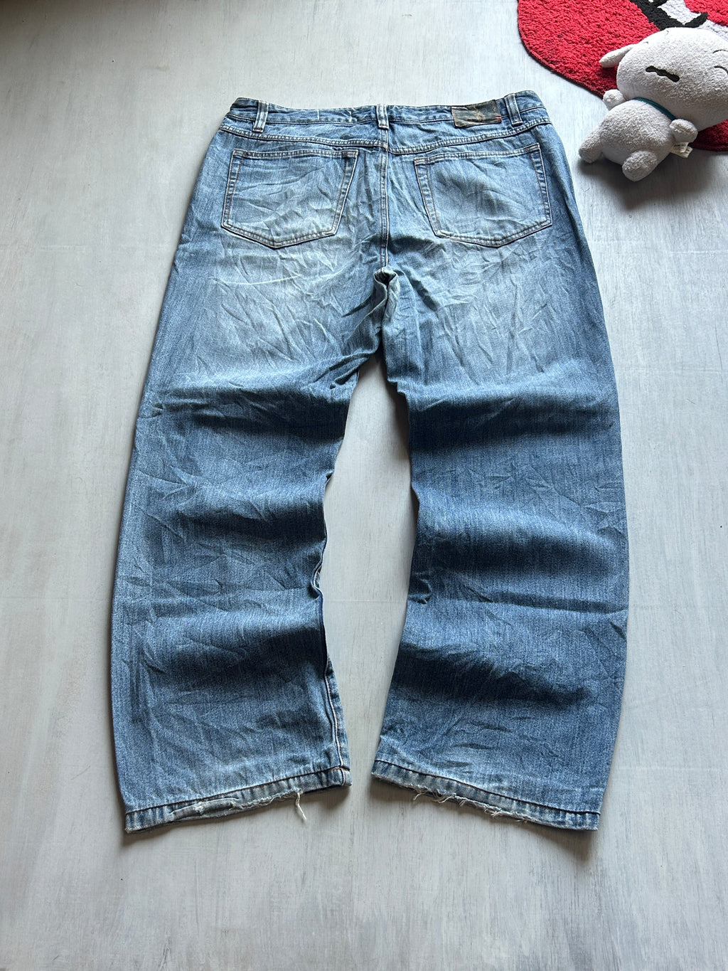 Classic Mid Blue Wide-Leg Jeans - (XXL)