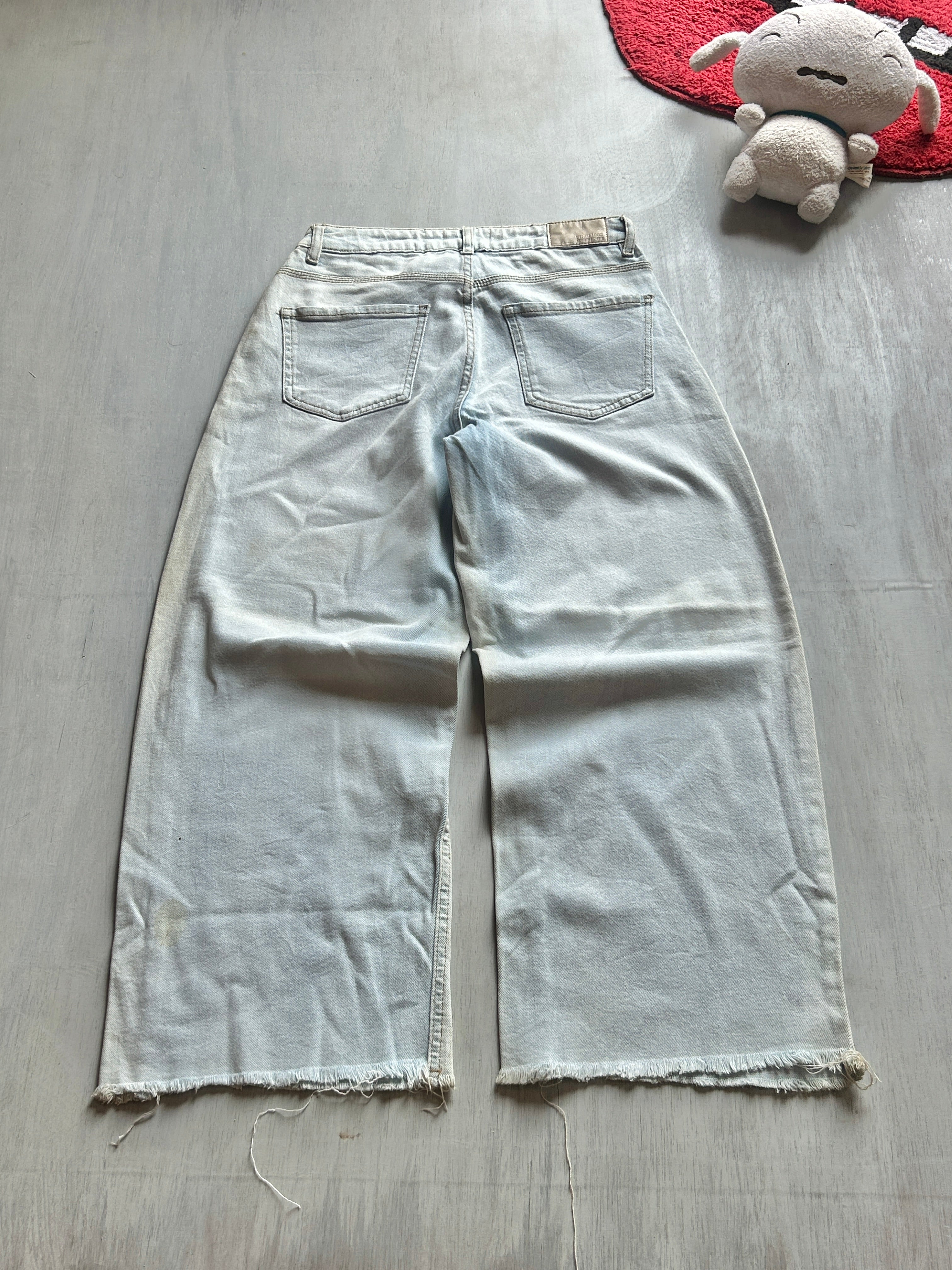 Off-White Frayed Wide-Leg Jeans - (S)