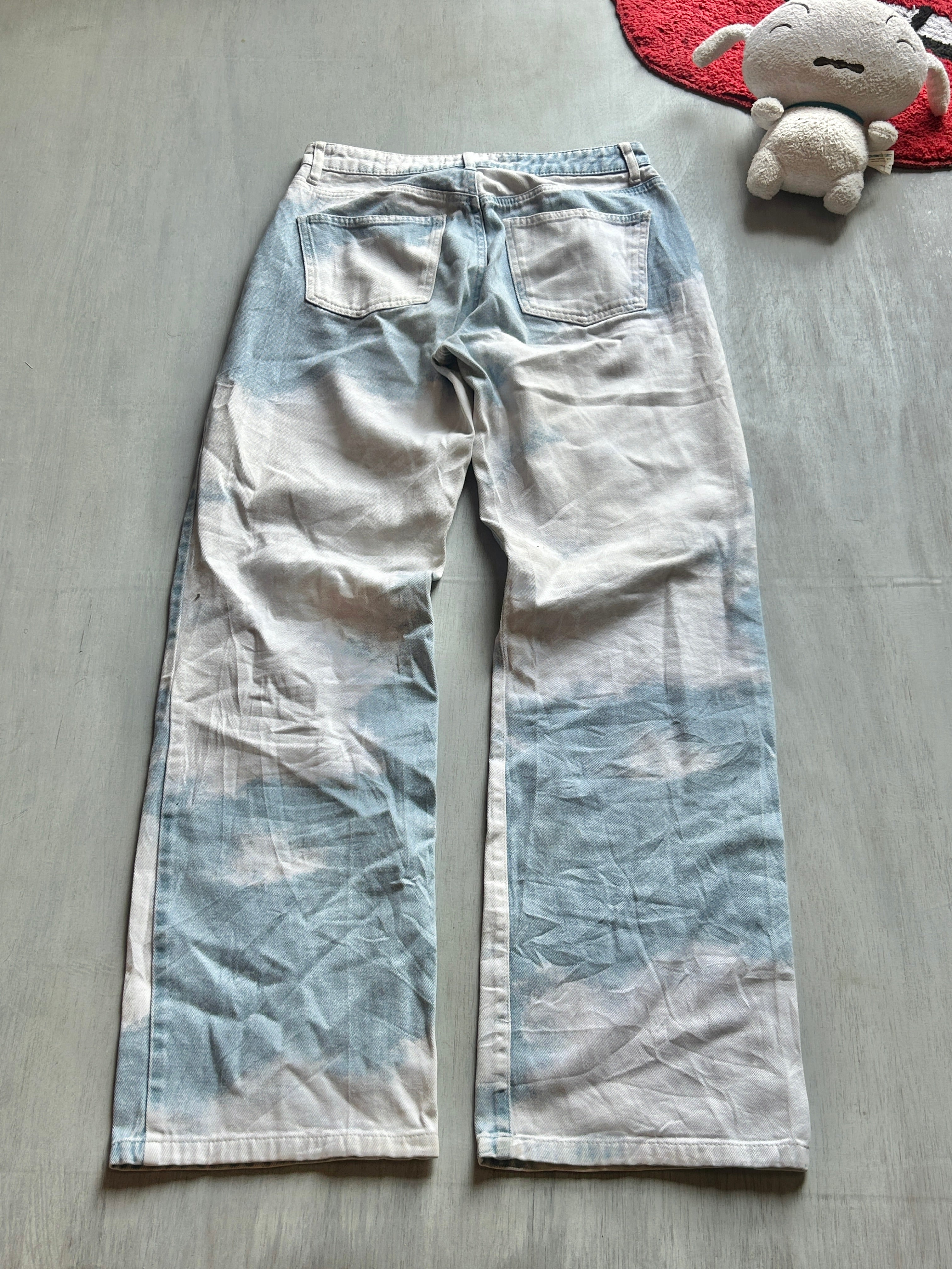 Cloud Wash Wide-Leg Jeans - (M)
