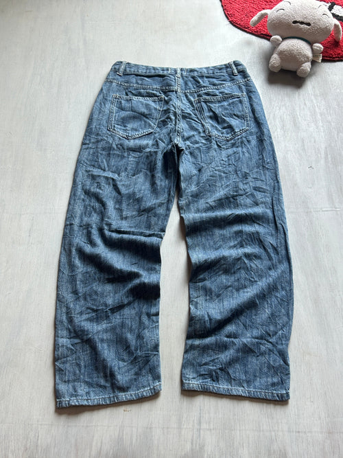 Classic Dark Wash Wide-Leg Jeans - (L)