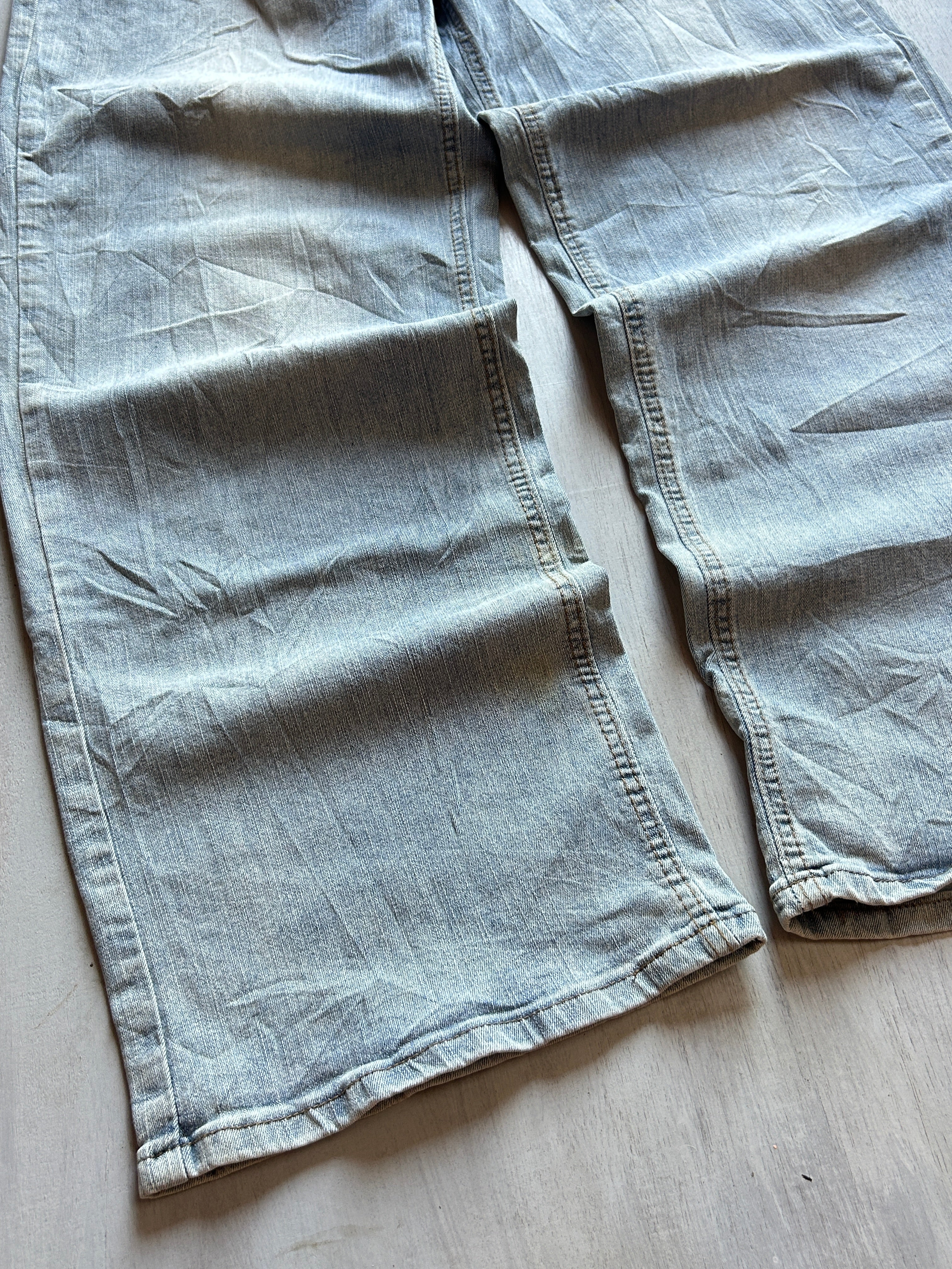 Frost Wash Wide-Leg Denim - (S)
