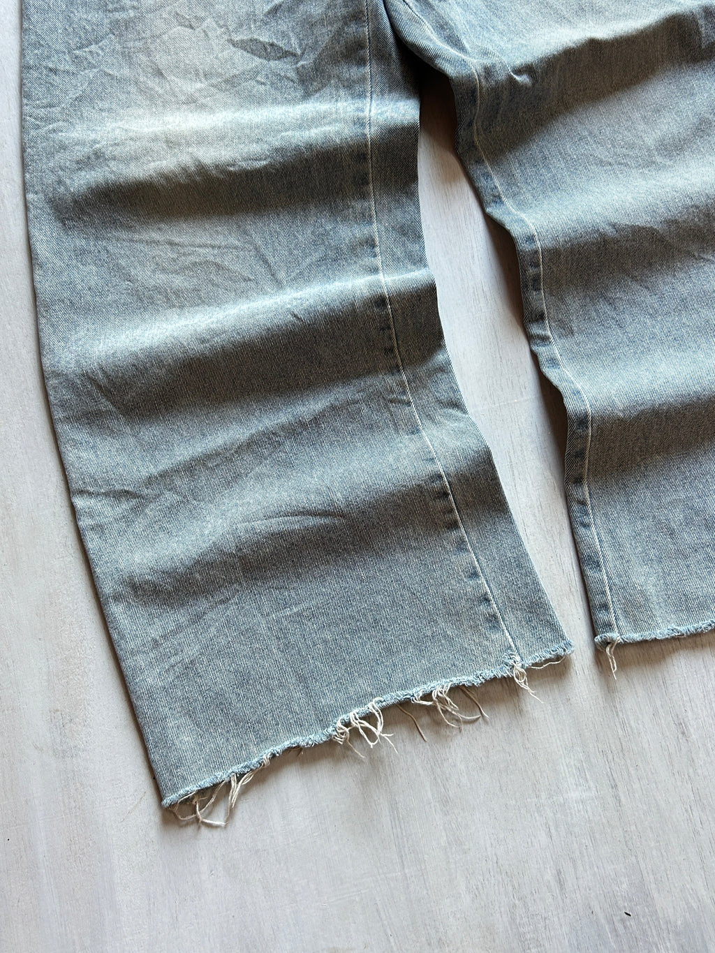 Ash Fade Raw-Hem Denim - (L)