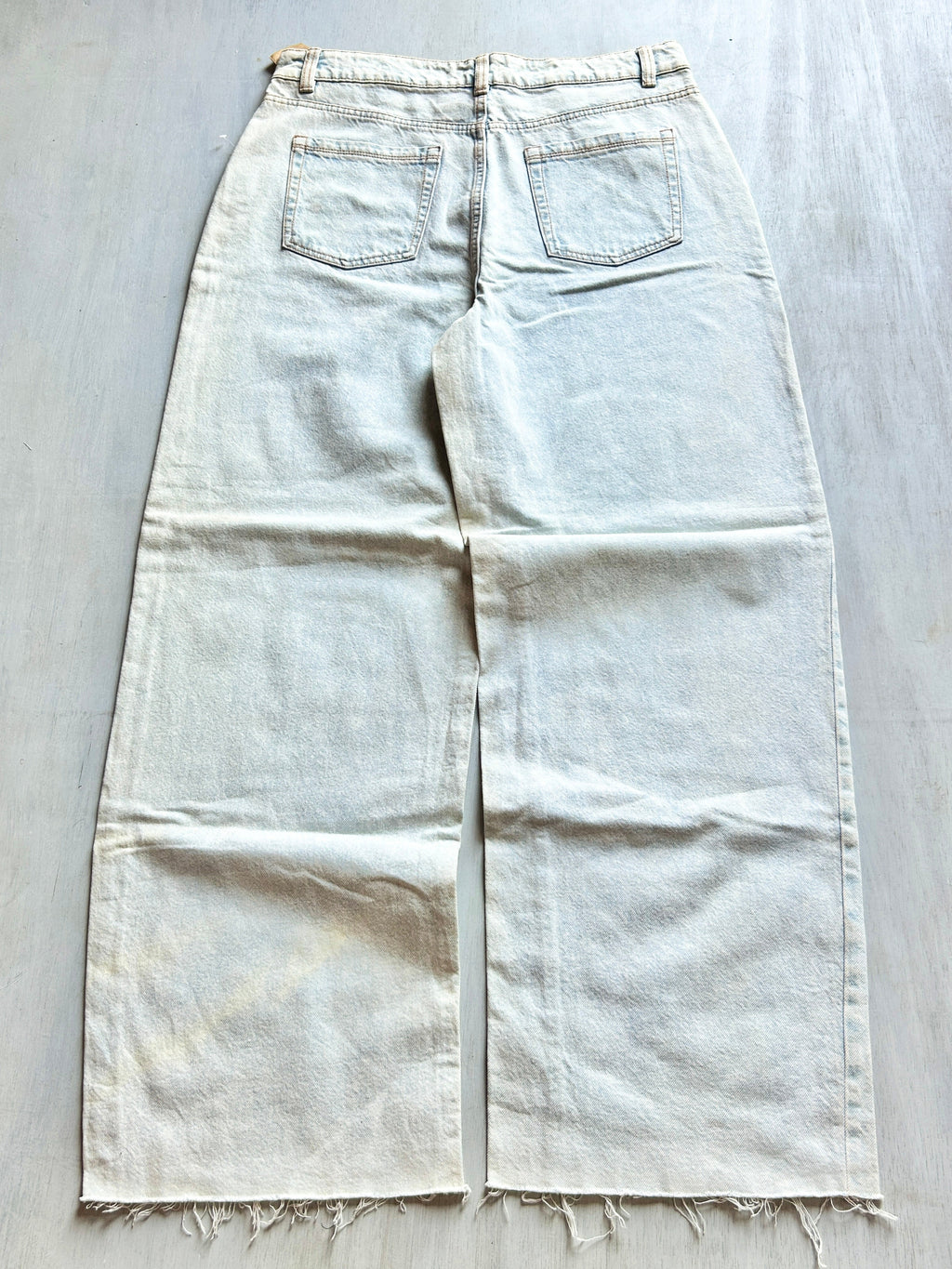 Sandstone Raw-Hem Wide Denim - (XL)