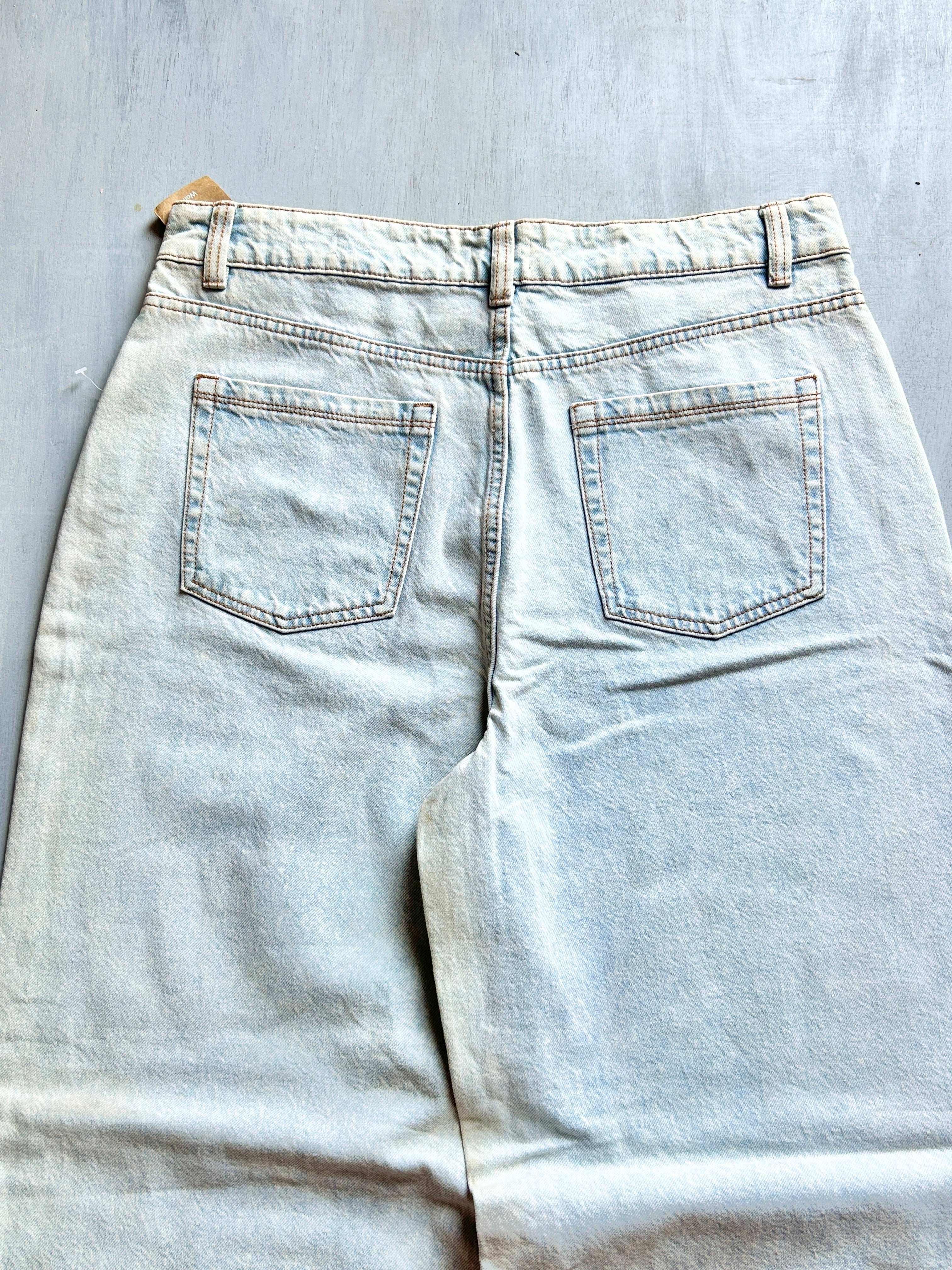 Sandstone Raw-Hem Wide Denim - (XL)