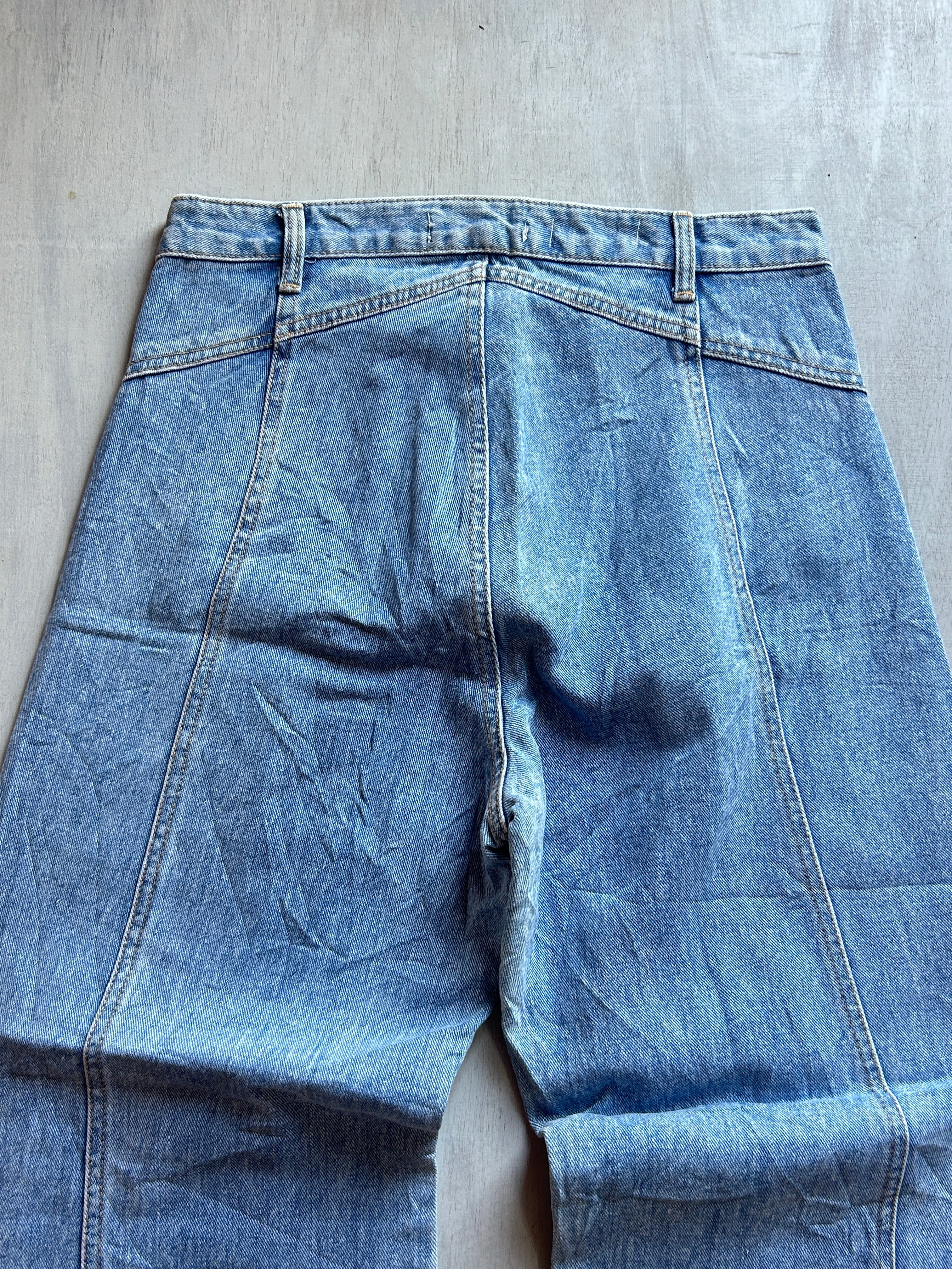 Panel Cut Raw Hem Denim - (M)