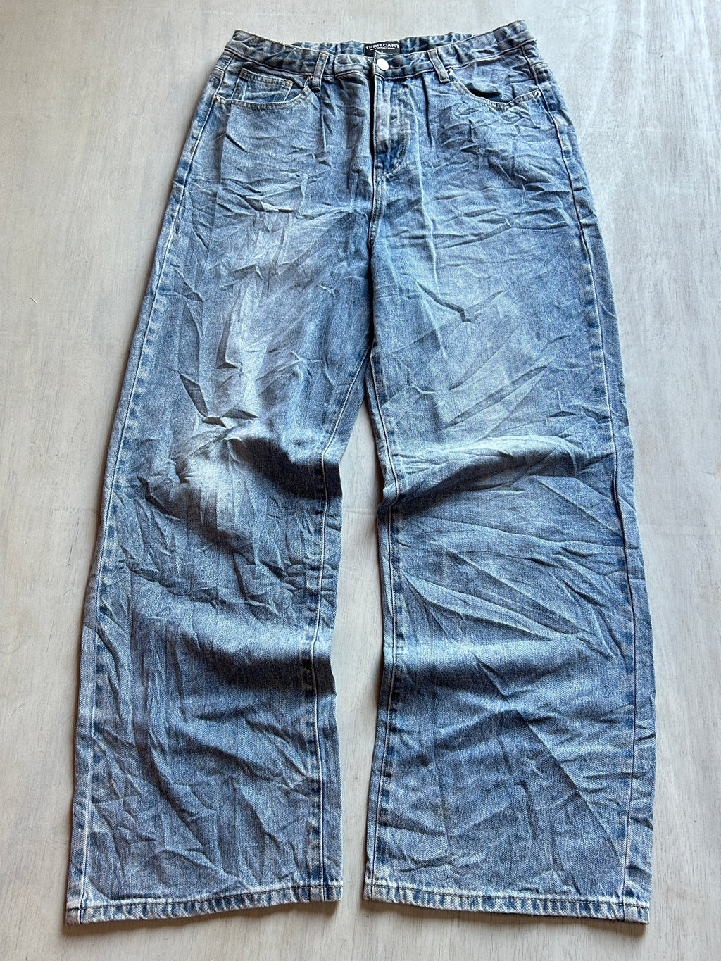 Ice Wash Baggy Denim - (L)