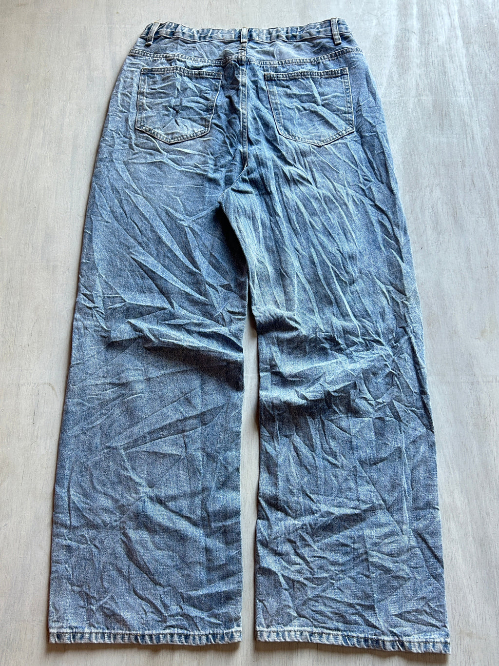 Ice Wash Baggy Denim - (L)