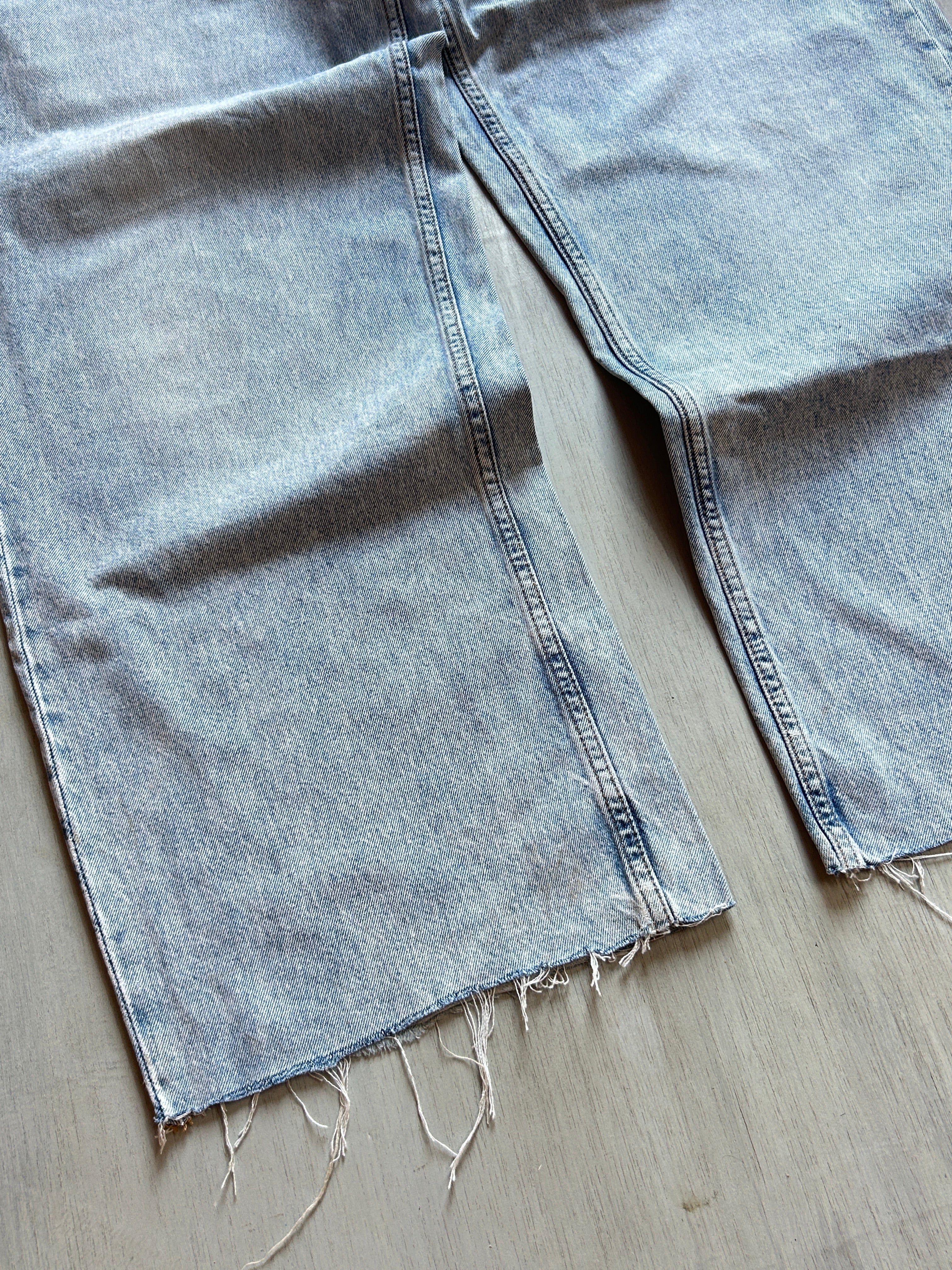 Arctic Raw Hem Baggy Denim - (L)