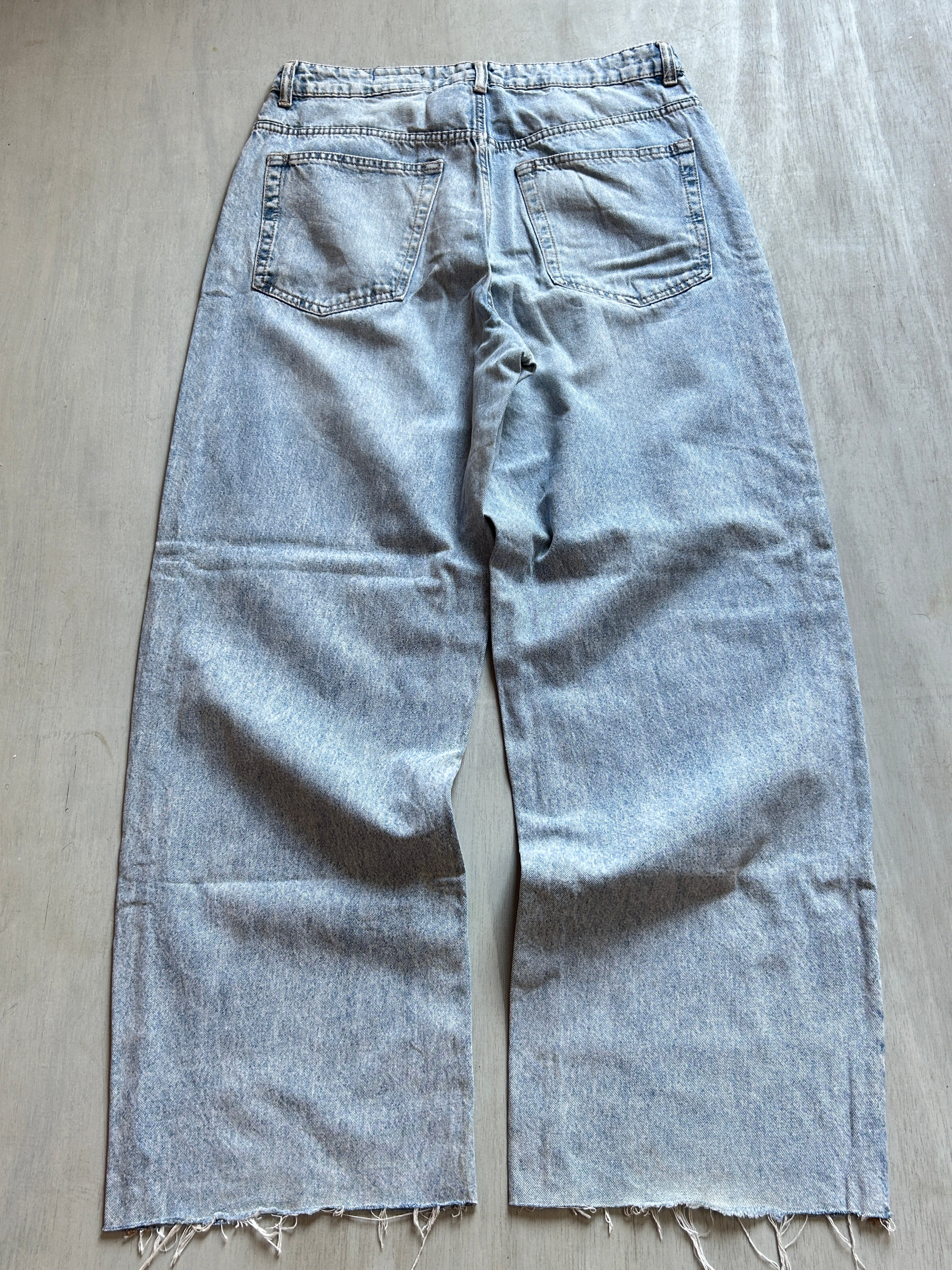 Arctic Raw Hem Baggy Denim - (L)