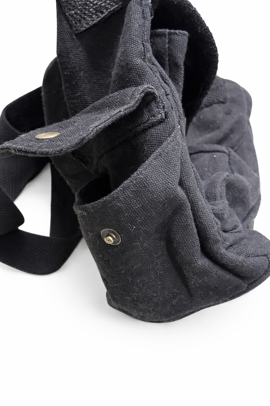 Urban Utility Canvas Sling Bag – Black